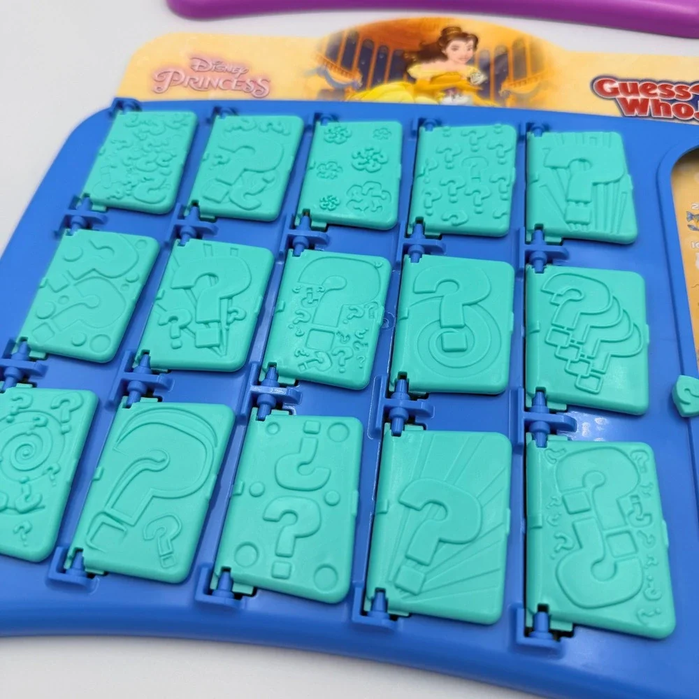 Disney Princess Guess‎ Who? Board Game Hasbro Complete
